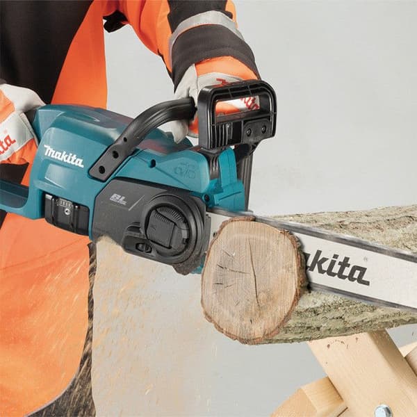 18V sladdlös kedjesåg (endast produkt) - MAKITA DUC407ZX3