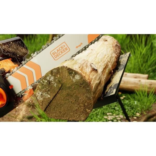 Trådlös Kedjesåg - BLACK+DECKER - BECS1835-QS - 1800 W - 35 cm - Verktygslös kedjespänning