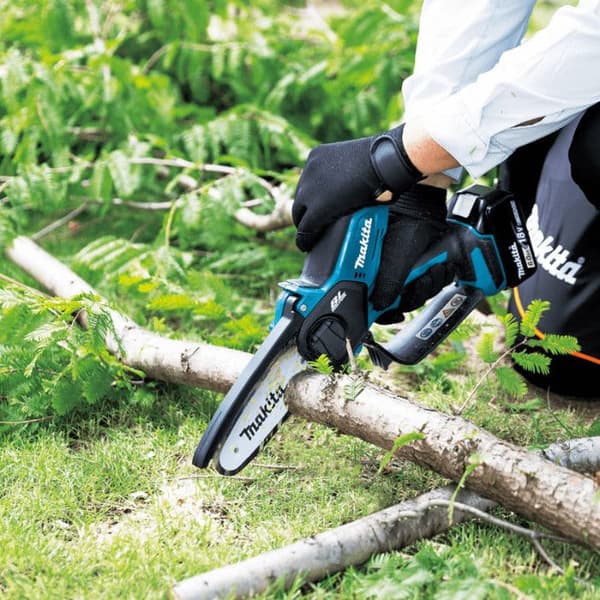 Trädgårdssåg 18V LXT med 15 cm svärd (Solo) - MAKITA DUC150Z