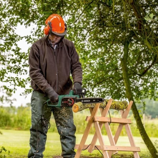 Bosch UniversalChain 35 Elmotorsåg - 35 cm 1800W