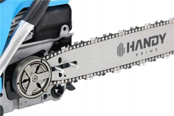 Praktisk benzinmotorsav 2,5 HK 46 cm³