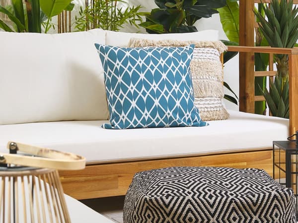 Set av 2 Trädgårdskuddar Blå Polyester Geometriskt Mönster 45 x 45 cm Modern Dekor Tillbehör Vattenbeständig