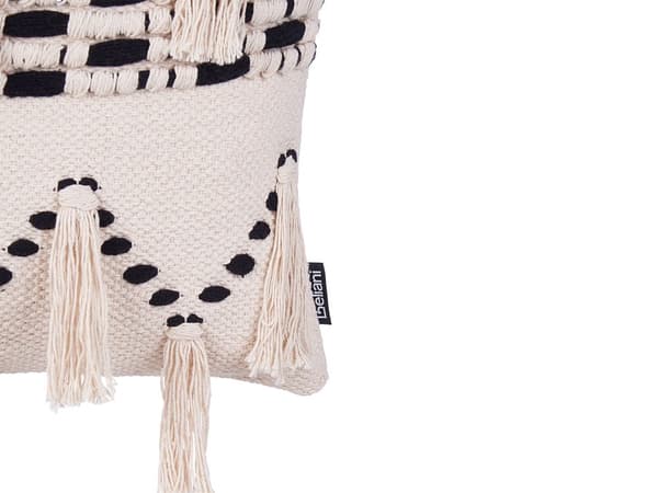 Set med 2 prydnadskuddar Beige Bomull 45 x 45 cm med tofsar Boho Dekoration