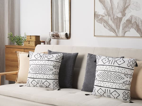 Prydnadskudde 2 st Vit Svart Sammet Polyester 45 x 45 cm Modern Tofsar Sovrum Vardagsrum