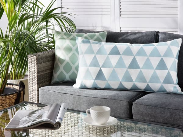 Set med 2 utomhuskuddar Blå och Vit 40 x 70 cm Geometriska Triangelmönster Trädgårdskuddar Inomhus Utomhus