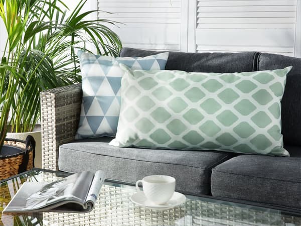 Set med 2 utomhuskuddar Mintgrönt och vit 40 x 70 cm Geometriskt diamantmönster Trädgårdskuddar inomhus utomhus