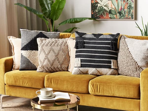 Pyntepute Beige Svart Bomull 50 x 50 cm Geometrisk mønster Dusker håndvevd avrtagbart trekk med fyll