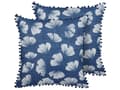Miniatyrbild 1 av 7: Set med 2 Prydnadskuddar Mörkblå Polyester 45 x 45 cm Lövtryck Ginkgo Biloba Glamour Pompoms Dekortillbehör