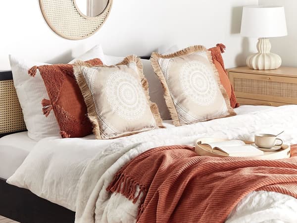 Set med 2 Prydnadskuddar Beige och Vit Polyesterfodral 45 x 45 cm Boho-motiv Dekorativa Fransar Vardagsrumsinredning Sovrum
