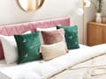 Miniatyrbild 2 av 7: Set med 2 Prydnadskuddar Grön Bi Motiv 45 x 45 cm Sammet Polyester Modern Glamour Dekor Tillbehör