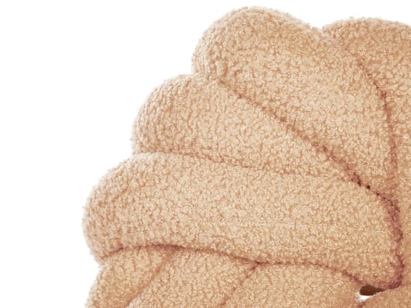 Set med 2 Prydnadskuddar Beige Bouclé 31 x 31 cm Virvelknut Fluffig Dekorativ Modern Vardagsrum Sovrum