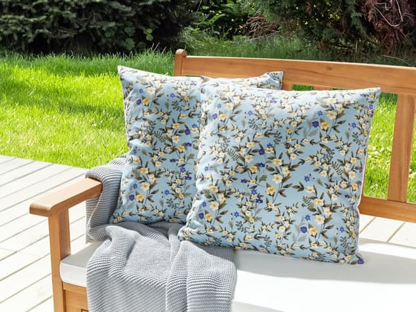 Set med 2 kuddar för utomhusbruk Blå polyester 45 x 45 cm Kvadratisk kudde med blommönster Spridd kudde Trädgård Uteplats