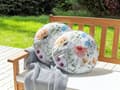 Miniatyrbilde 2 av 7: Sett med 2 Hageputer Flerfarget Blomstermønster Polyester ⌀ 40 cm Moderne Utendørs Dekorasjon Vannbestandig