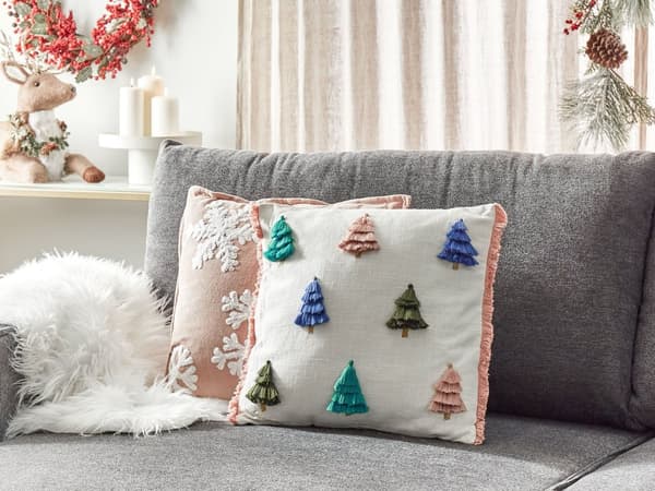 Spredepute Flerfarget bomull 45 x 45 cm Julemotiv Juletretrykk Tilbehør Festlig innredning