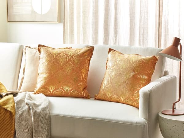 Set om 2 kuddar Orange Bomull 45 x 45 cm Geometriskt guldmönster Handgjorda Avtagbart överdrag med fyllning Modern stil
