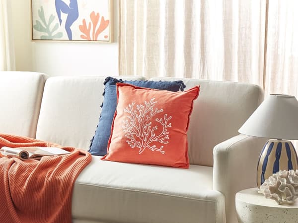 Prydnadskudde Röd Sammet 45 x 45 cm Marin Korall Motiv Fyrkantig Polyester Fyllning Heminredningstillbehör
