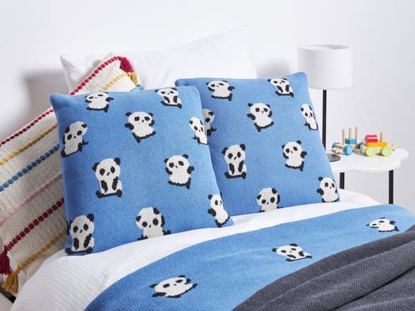 2 st prydnadskuddar för barn Blå bomullsöverdrag 45 x 45 cm Pandamönster Sovrumstillbehör för barn