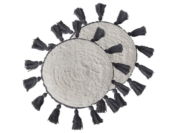 Set med 2 Prydnadskuddar Off-White Bomull ⌀ 40 cm med Mörkgrå Tofsar Rund Form Vardagsrum Sovrum