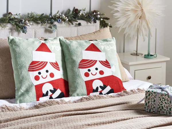 Prydnadskuddar 2 st Röd och Grön Bomullstyg Julmotiv 45 x 45 cm Dekorationstillbehör