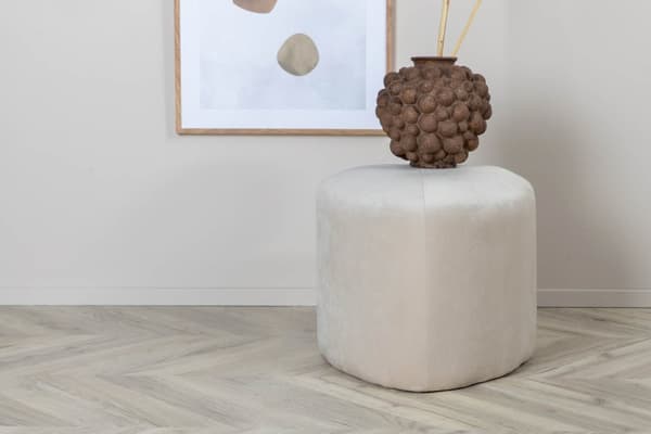 Peg puff, fotskammel Ø46cm velour hvit.