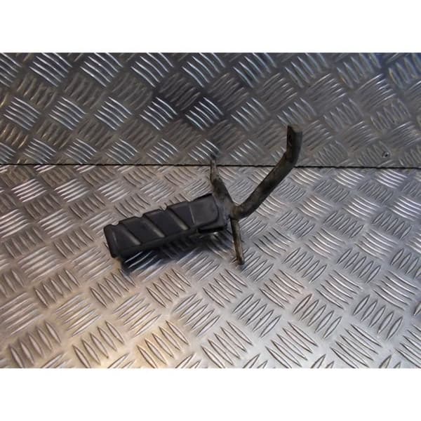 tallriksstöd vänster bak fotchock skoter honda 125 dylan- USED