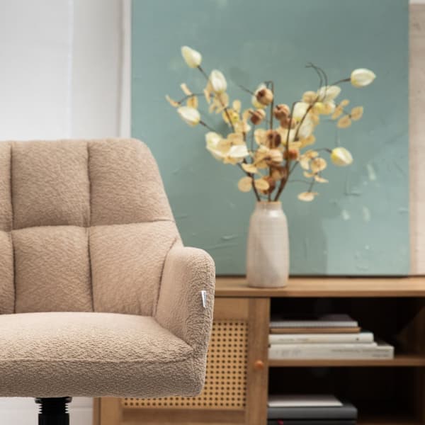 Stol | SEENSA | vridbeige i TEDDY-tyg | 58x67x81-89 cm | 895925