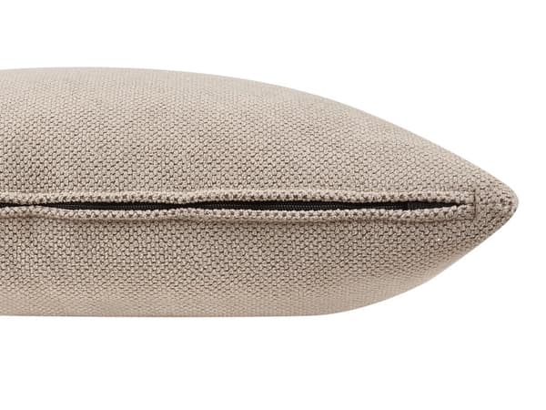 Beige polstret polyester chaiselong venstre side metalben dekorative hynder moderne design til stuen