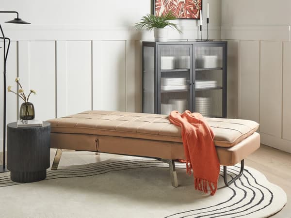 Chaiselong Lysebrun Velour Daybed med Justerbart Ryglæn Sølv Metalben Gæsteseng Quiltet Multifunktionel Chaise Sofa Moderne til Stuen
