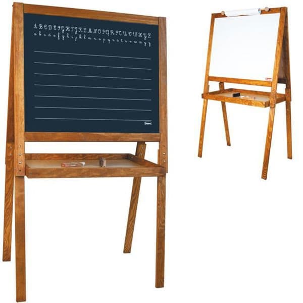 Stor målningsteckning av skolbarn