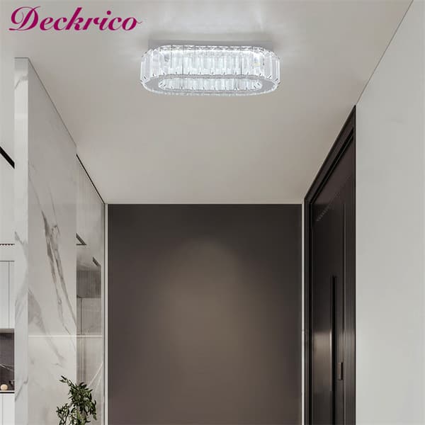 Modern kristalltaklampa, energieffektiv LED-belysning, stilren oval design,förändringsbar