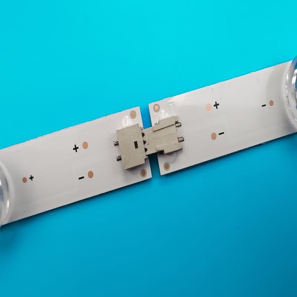 LED-strips, kompatibel med LG 55LN5758 og 55LN6200, POLA20-teknologi.