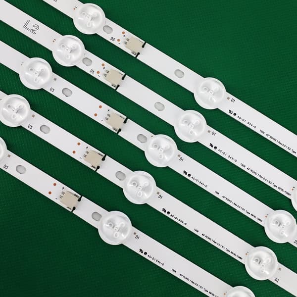 LED baggrundsbelysningsstrips, høj lysstyrke 700 nits, lang levetid over 100.000 timer, energieffektiv.