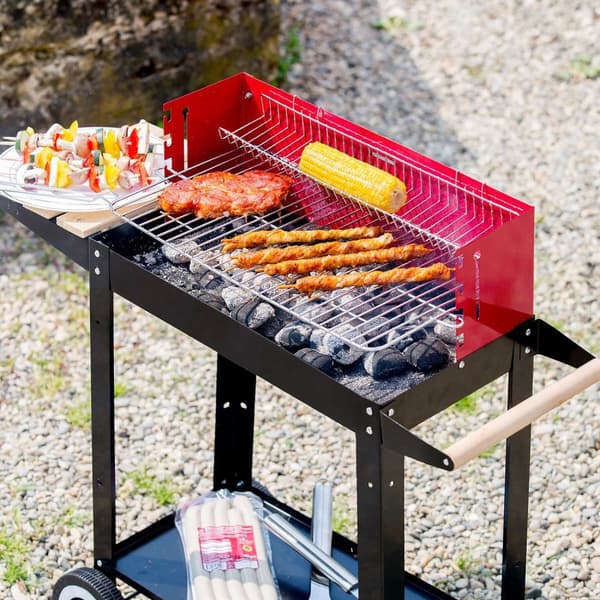 Kolgrill med två hjul - svart/röd