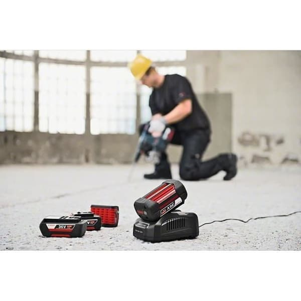 Paket med 2 36V 6Ah GBA-batterier och GAL 3680CV laddare - BOSCH - 1600A00L1U