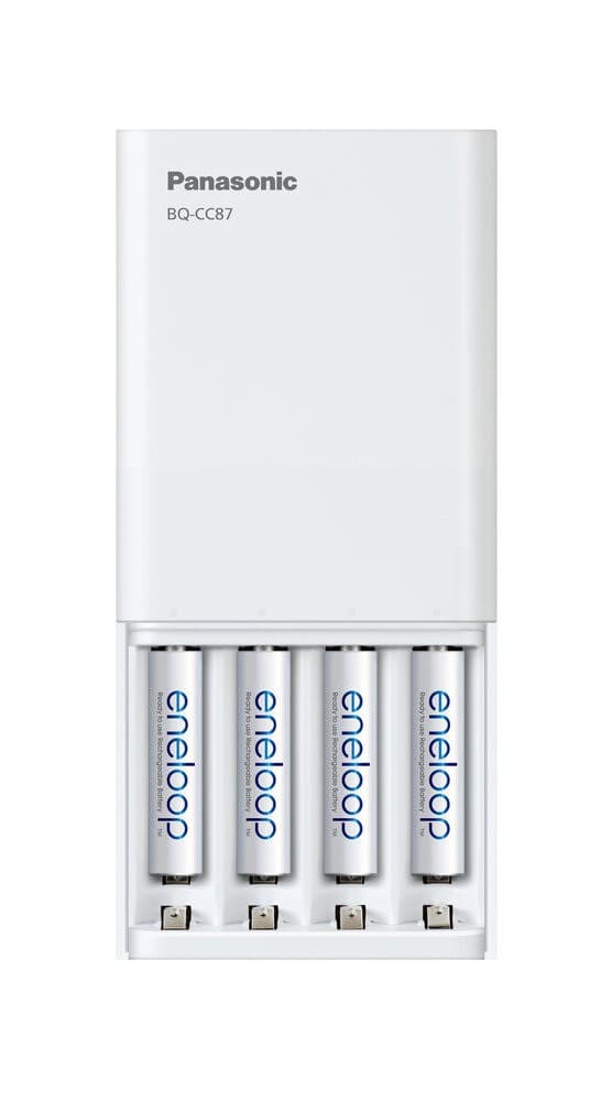 ŁADOWARKA PANASONIC SMARTPLUS USB + 4 x AA ENELOOP 2000 mAh