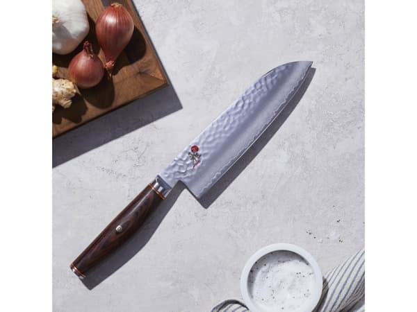 ZWILLING 34074-181-0, Santoku-veitsi, 18 cm, Terästä, 1 kpl