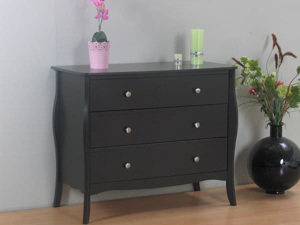 Baroque byrå med 3 lådor i koksgrå, bredd 96,5 cm och höjd 80 cm.