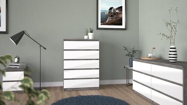 Nada byrå bred, med 6 lådor, betongmönstrad/vit högglans.
