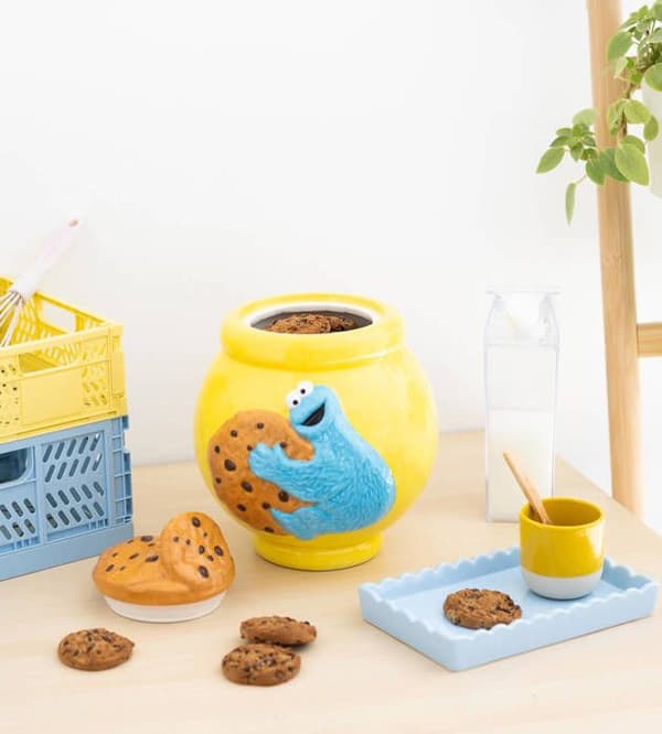 Sesame Street Cookie Box