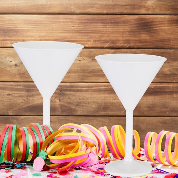 Relaxdays Martini glas i set om 6, plast, robust och BPA-fri, återanvändbar, fot, elegant, ca 250 ml, vit