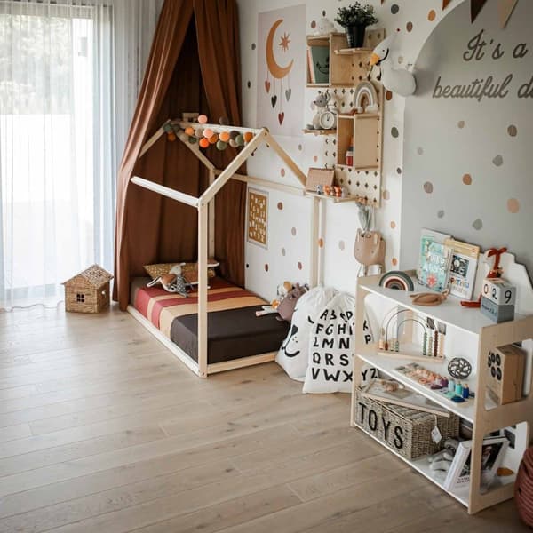 Taaperon talosänky, Taaperon sängyn runko, Telttasänky, Puinen talosänkyn runko, Montessori-sänkytalo - Lattiasänky