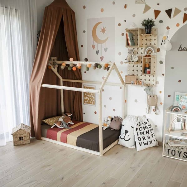 Taaperon talosänky, Taaperon sängyn runko, Telttasänky, Puinen talosänkyn runko, Montessori-sänkytalo - Lattiasänky