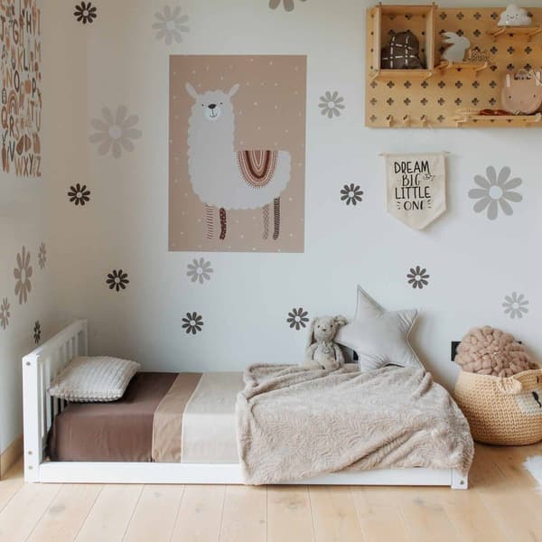 Korotettu lapsen sänky, lattiasänky, Montessori-sänky, taaperosänky, puulattiasängyn runko, puinen sängynrunko, telttasänky, lastensänky, syntymäpäivä