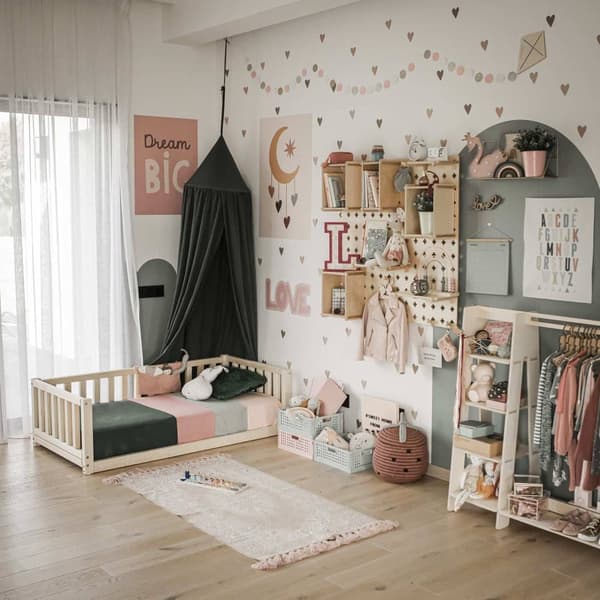 Montessori taaperon lattiasänky kiskoilla Kahden hengen sängyn runko, Parvisänky taaperolle Matalatasoinen sänky lasten sänkylle Taaperosänky Montesso