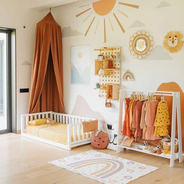 Montessori taaperon lattiasänky kiskoilla Kahden hengen sängyn runko, Parvisänky taaperolle Matalatasoinen sänky lasten sänkylle Taaperosänky Montesso