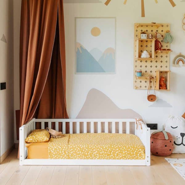 Montessori taaperon lattiasänky kiskoilla Kahden hengen sängyn runko, Parvisänky taaperolle Matalatasoinen sänky lasten sänkylle Taaperosänky Montesso