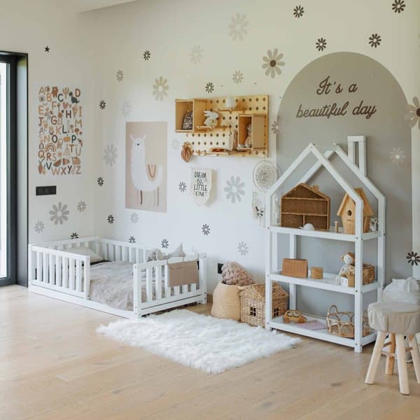 Taaperosänky, Lattiasängyn runko, Massiivipuinen sängyn runko, Montessori-sänky, Lastensänky, Sohvasänky, Vuodesohva, Taaperon lattiasänky, Montessori