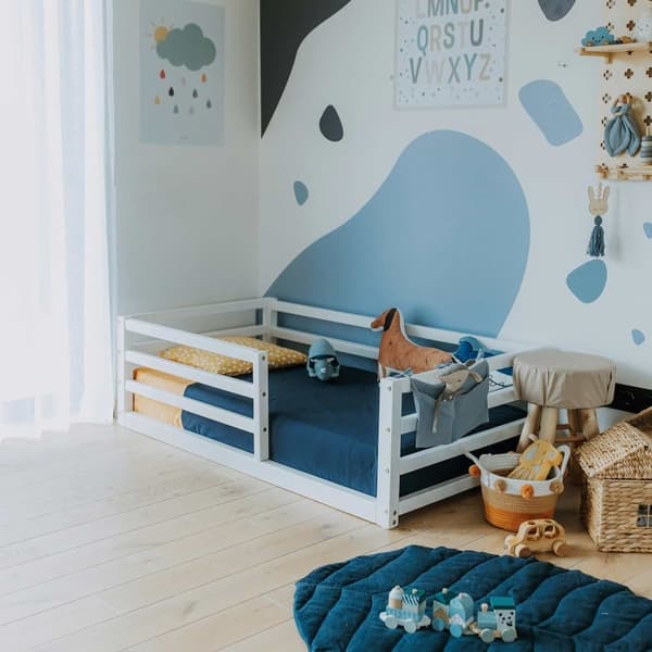 Montessori spjälsängsram för barn dubbelsäng, Montessori golvsäng dagbäddsram fullstorlek Barnsäng i trä Spjälsängsram för barnsäng, ettårspresent