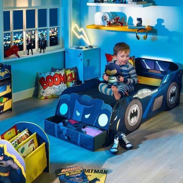 Batman Batmobil - Ljusande barnbil med förvaring, för madrass 140cm x 70cm