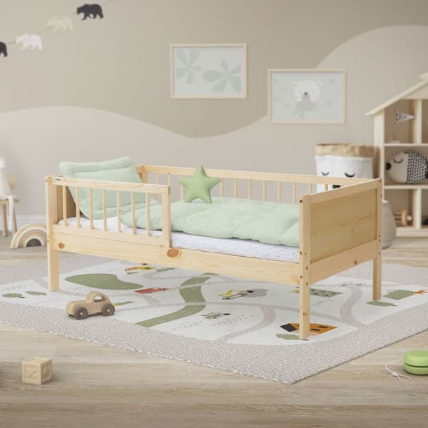 Barnsäng 70x140 cm med spjälskydd och fallskydd i naturligt furuträ ML-design